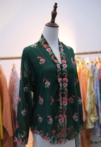 HANA KEBAYA BUTTON TOP 3.0 IN EMERALD GREEN
