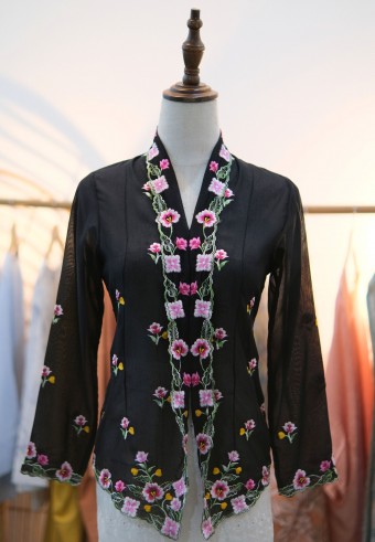 LEIA KEBAYA TOP 10.0 IN MYSTIC