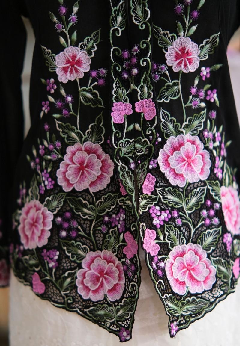 LEIA KEBAYA TOP 8.0 BRIGHT LAVENDER