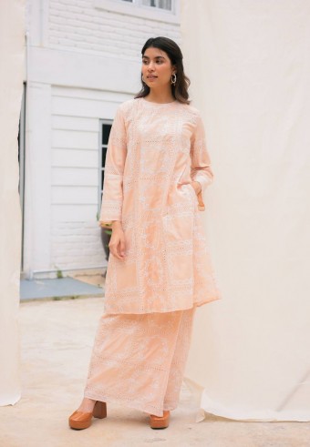 MAHRANI KURUNG SET IN JINGGA