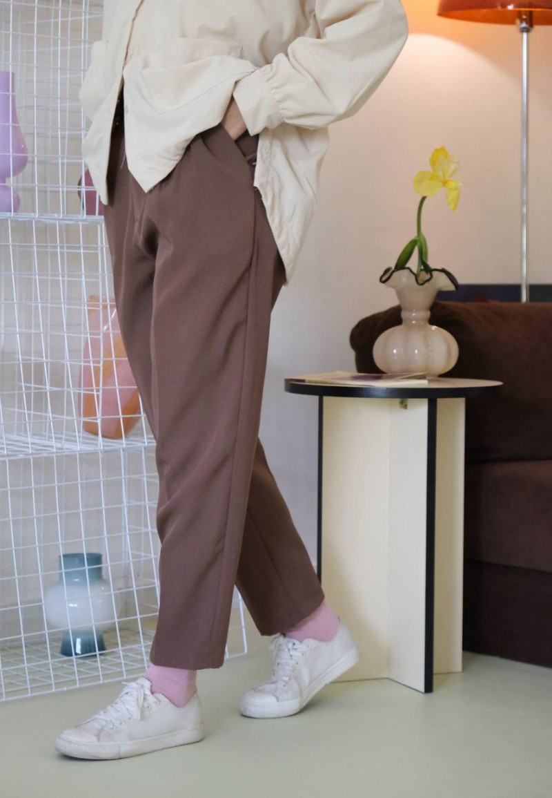 ANKLE PANTS IN DARK CHOCO
