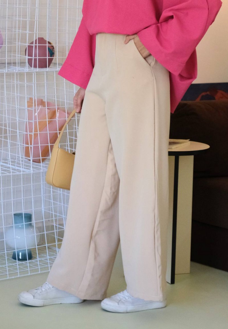 WIDE LEG PANTS IN CREAM
